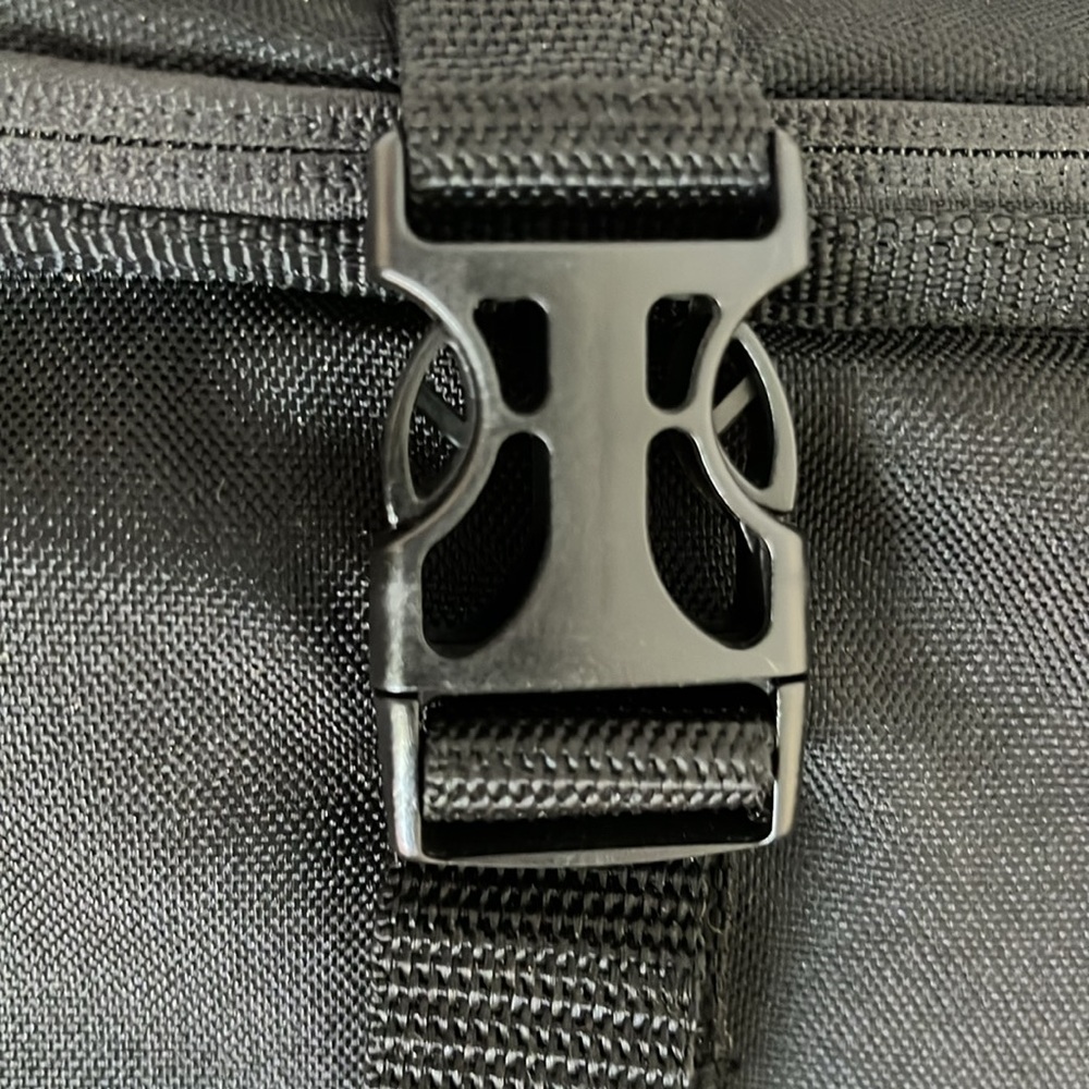 S.O.C. Tactical Laptop Bag (Sandpiper of California) - Picture 7 of 12
